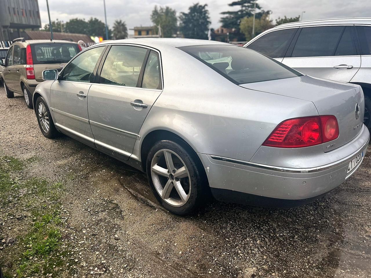 Volkswagen Phaeton 3.0/240 V6 TDI DPF 4mot. tip. 5 posti