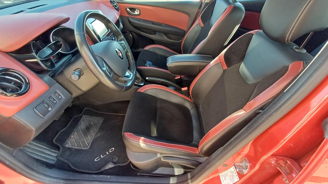 Renault Clio dCi 90CV Start&Stop 5 porte Energy Automatica neopatentati