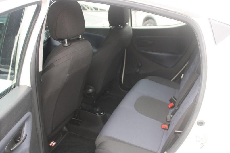Lancia Ypsilon 1.0 FireFly 5 porte S&S Hybrid Platino