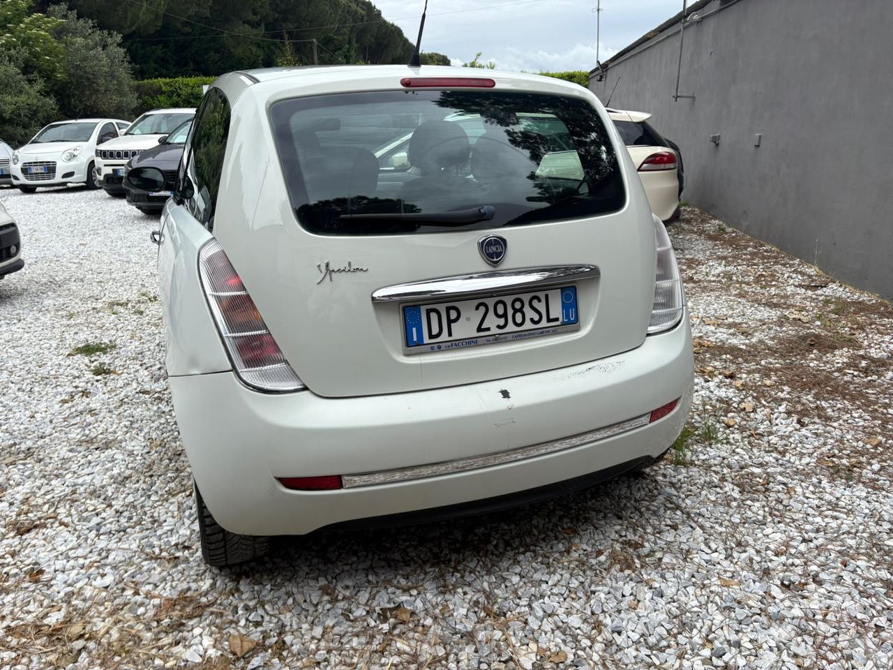 Lancia Ypsilon 1.2 Modamilano 60CV Ok Neopatentati