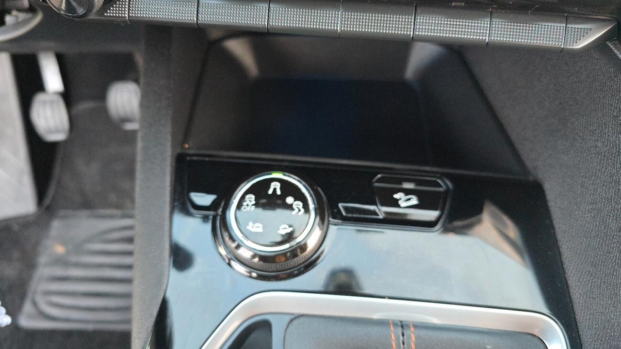 Peugeot 3008 BlueHDi 130 S&S Business