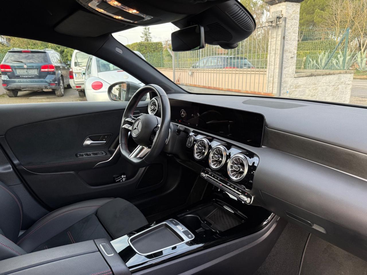 Mercedes-benz A 180 d AMG Line Premium