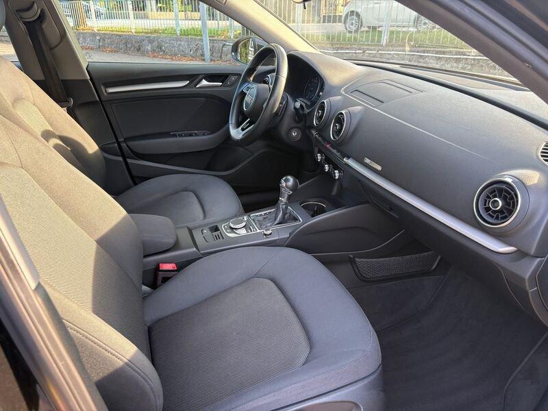 Audi A3 30 TDI S tronic Business