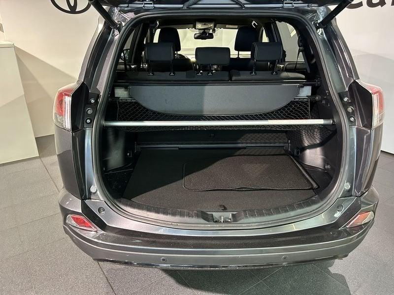 Toyota RAV4 2.5 Hybrid 2WD Dynamic+