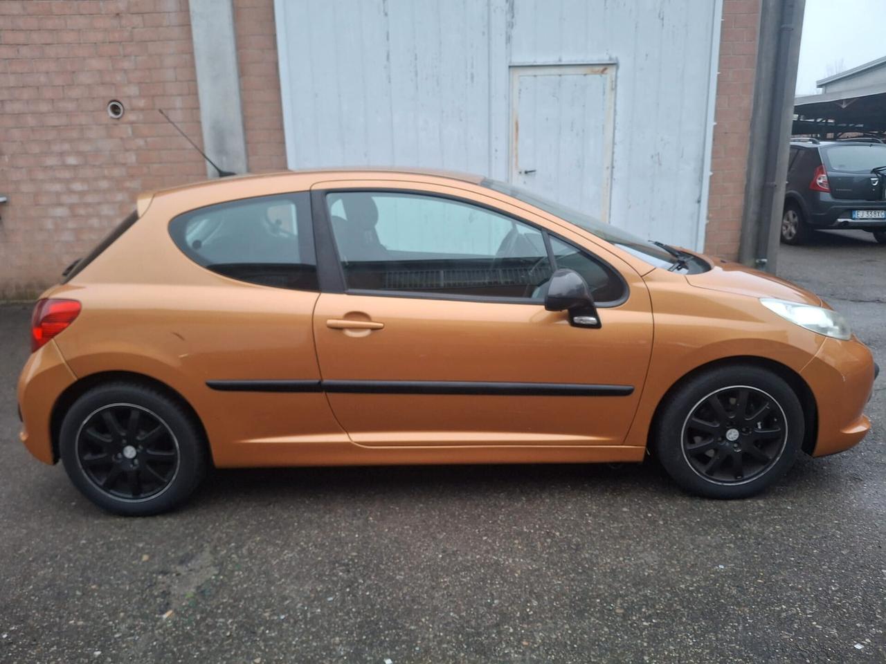 Peugeot 207 1.6 109CV 3p. XSI