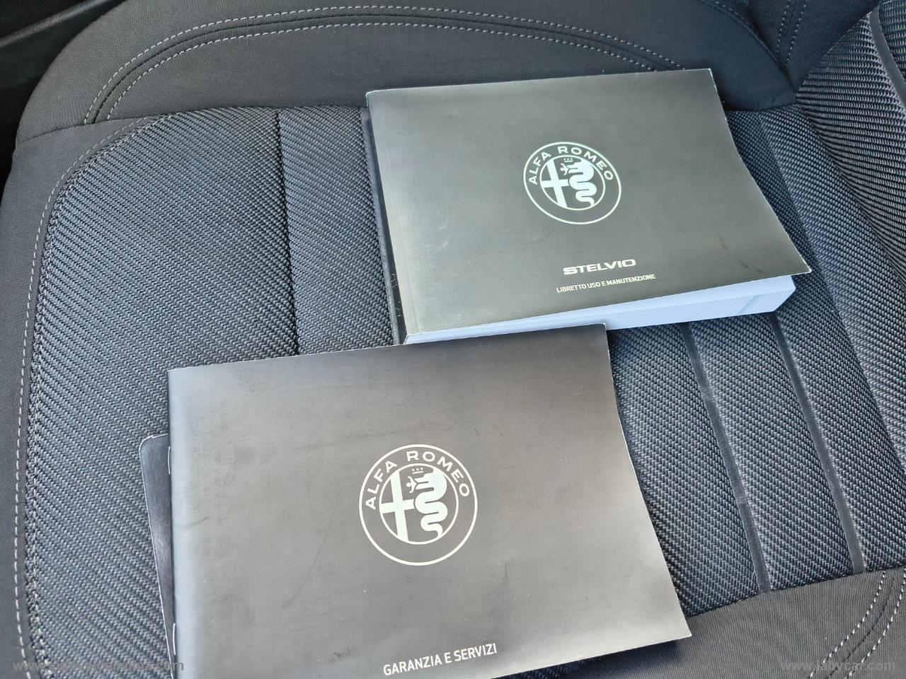 ALFA ROMEO Stelvio 2.2 T.diesel 160CV AT8 RWD Bus. AUTOCARRO