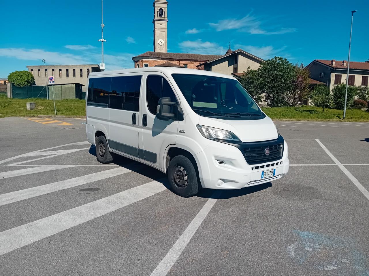 NOLEGGIO giornaliero / mensile ducato 9 POSTI