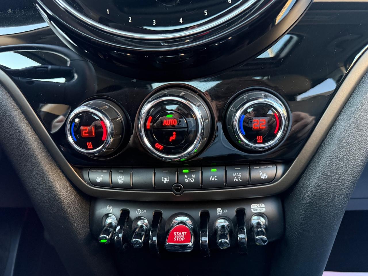 Mini Cooper Countryman 1.5 Untamed Edition