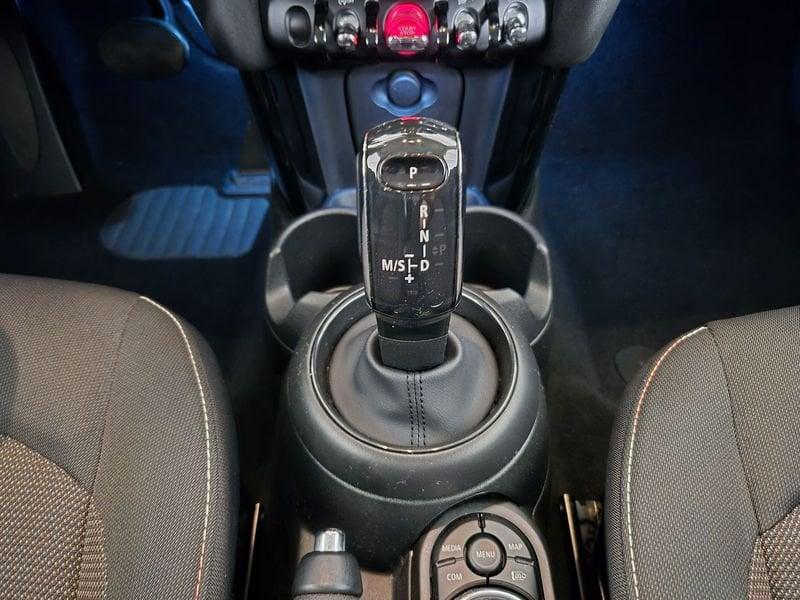 MINI Cooper Mini F56 2021 3p Mini 3p 1.5 Cooper Classic auto