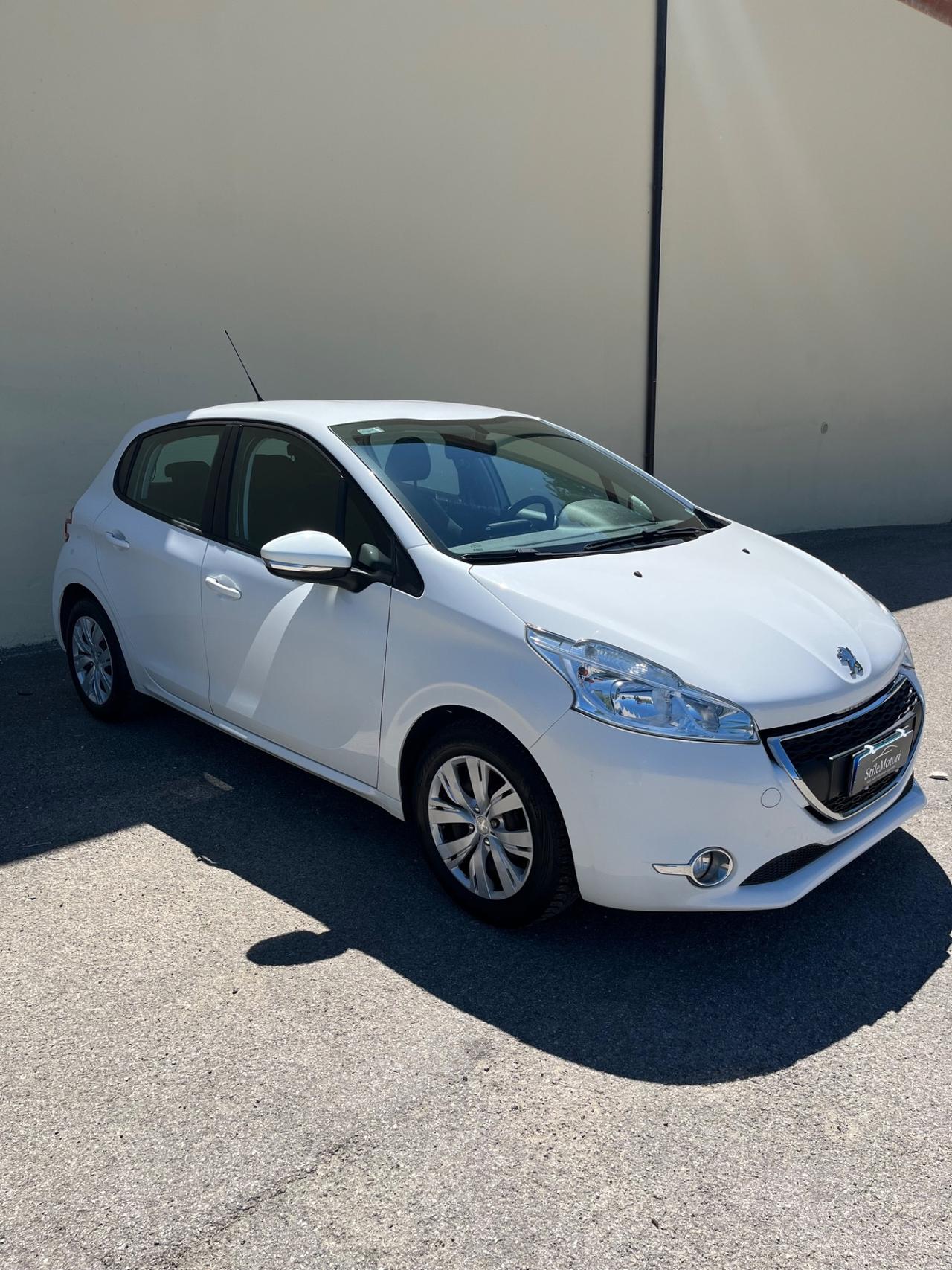 Peugeot 208 1.2 VTi 82 CV 5 porte Access