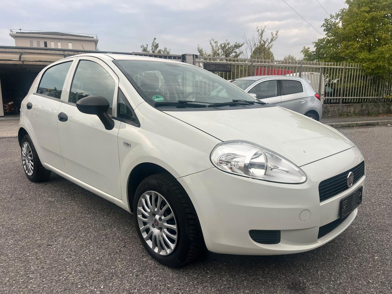 Fiat Grande Punto 1.2 5p SOLO 40.000KM