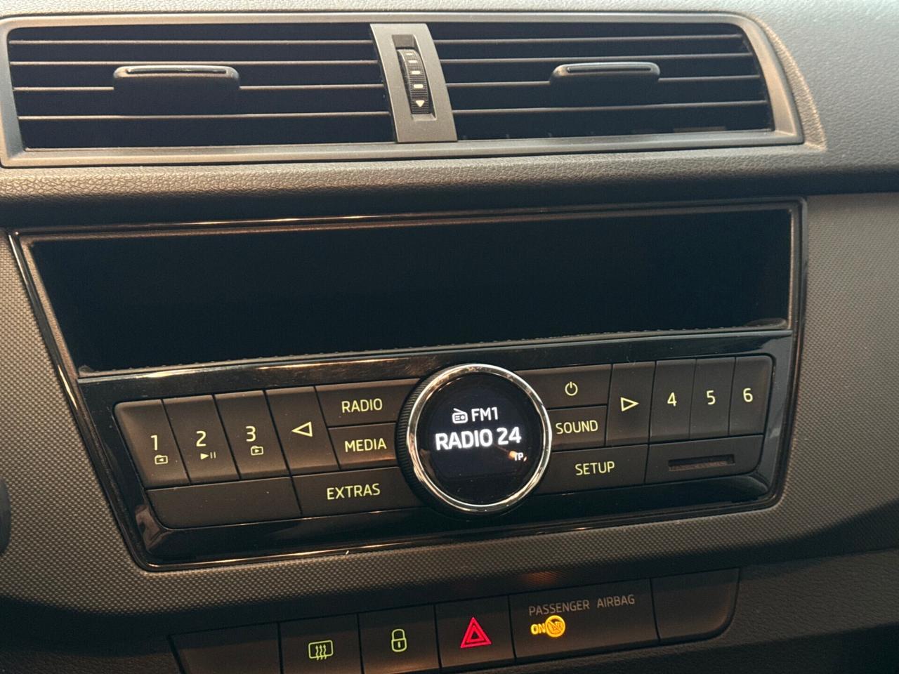 SKODA FABIA 1.0cc 60cv BENZINA NEOPATENTATI