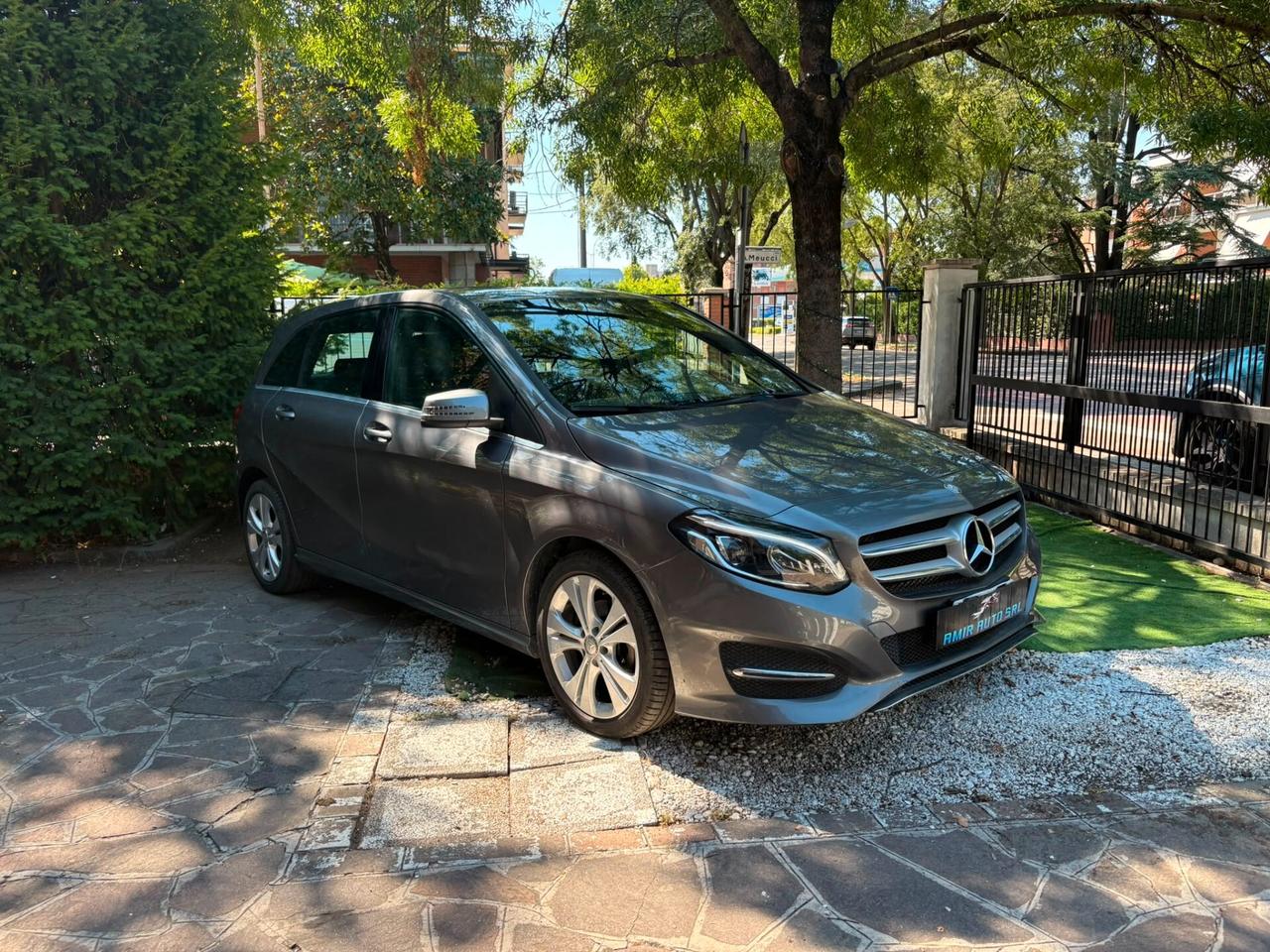 Mercedes-benz B 180 d Automatic Executive