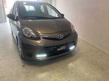 Toyota Aygo 1.0 12V VVT-i 5 porte Cool Soda Connect
