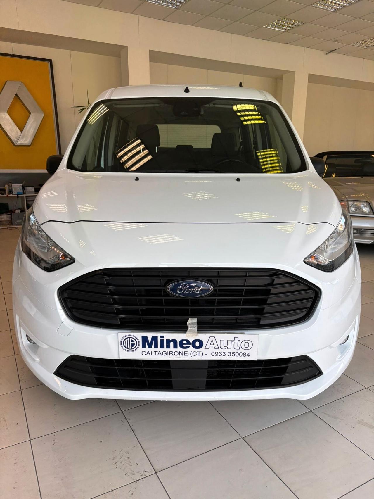 FORD TRANSIT CONNECT TRASPORTO DISABILI 7 POSTI PIANO RIBASSATO