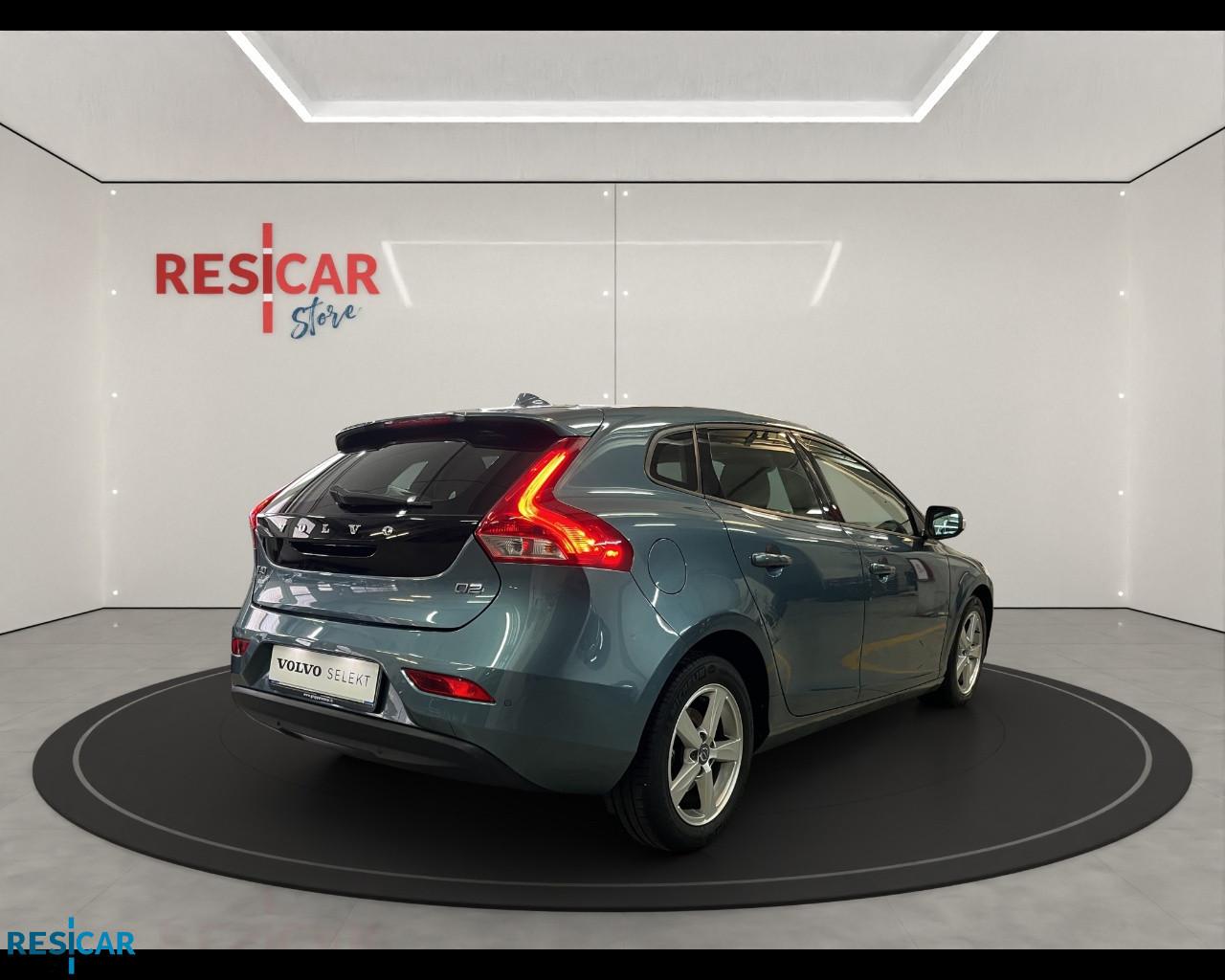 VOLVO V40 1.6 d2 Business