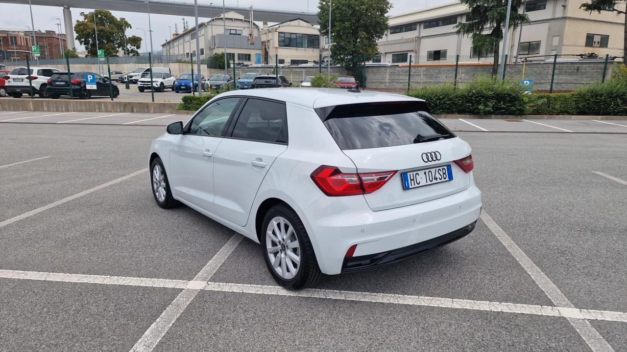 Audi A1 allstreet 30 TFSI Business KM 5000