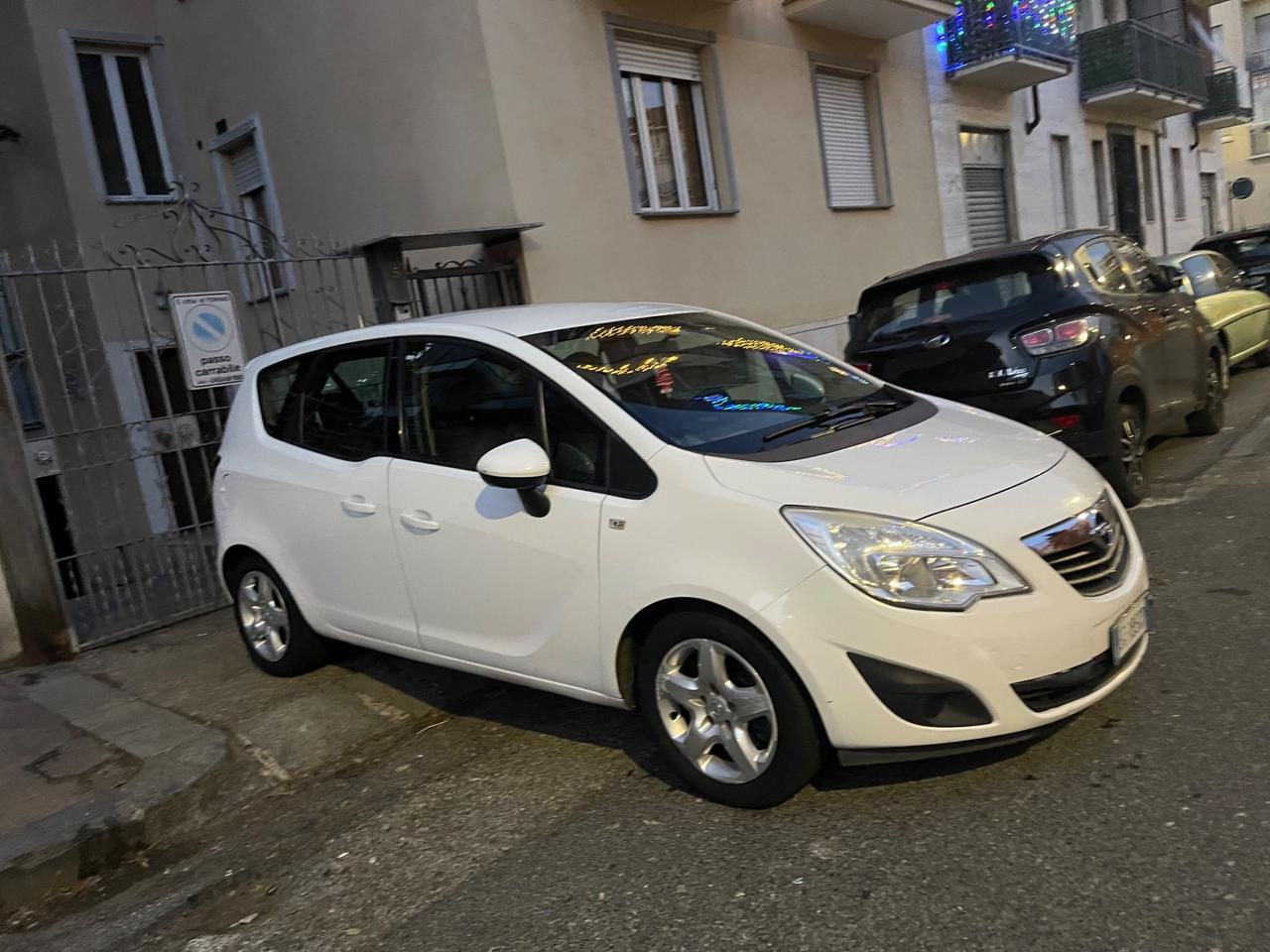 Opel Meriva 1.7 CDTI 110Cv cambio automatico