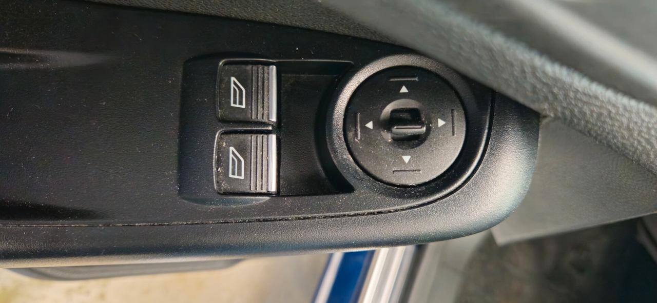 Ford Fiesta 1.5 TDCi 75CV 5 porte Business