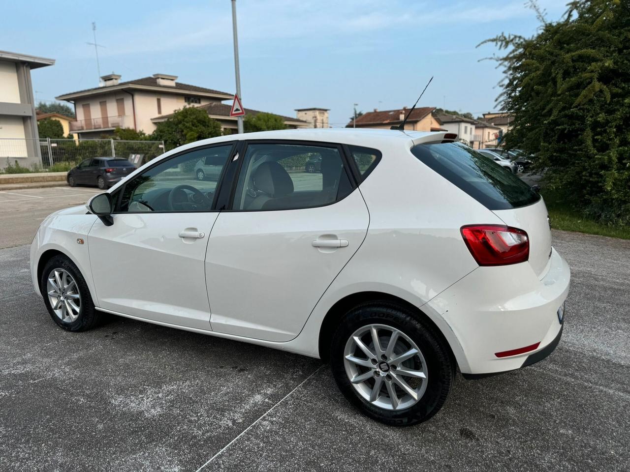 Seat Ibiza 1.4 TDI 75 CV CR 5p. Business High GRANDINATA