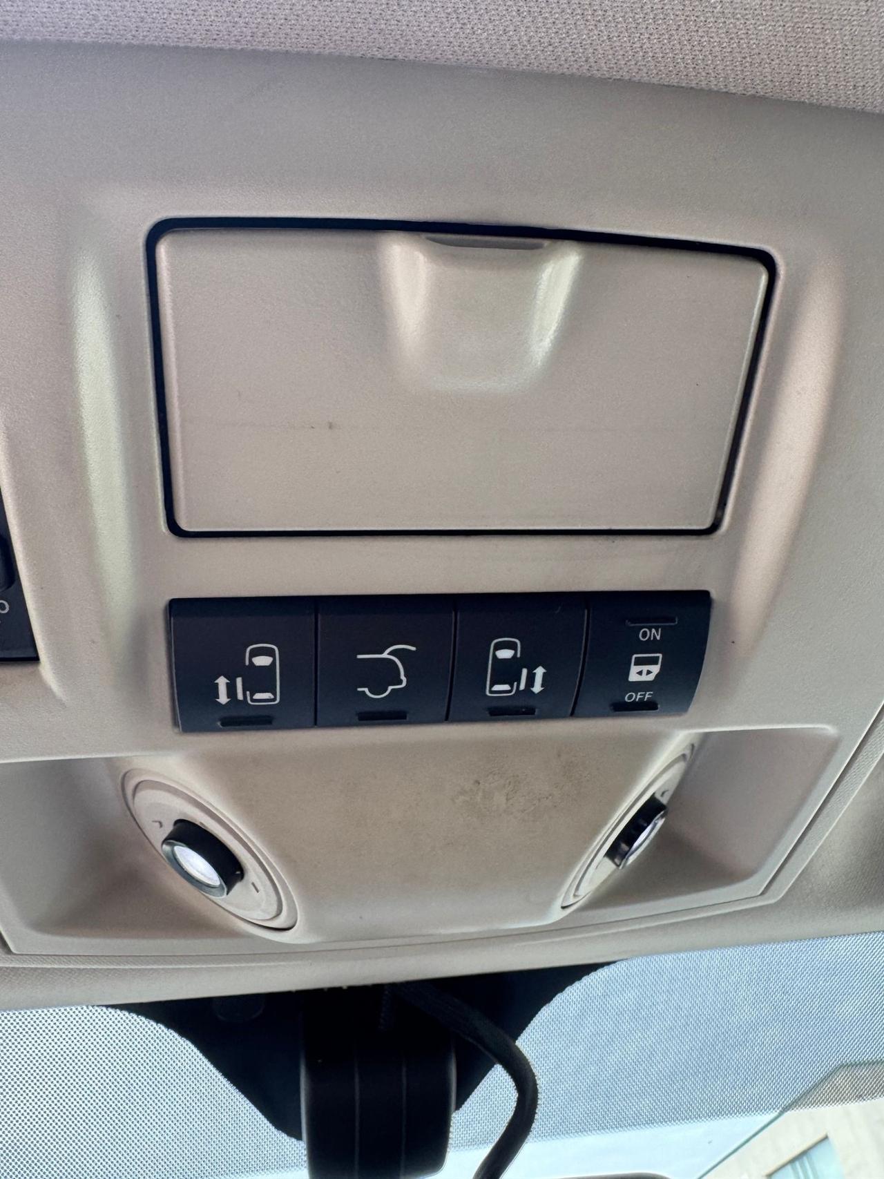 Lancia Voyager 2.8 Turbodiesel Platinum 163 CV