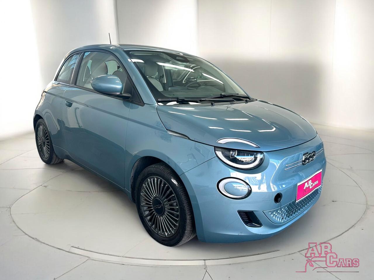 Fiat 500 500e Berlina 42 kWh Icon