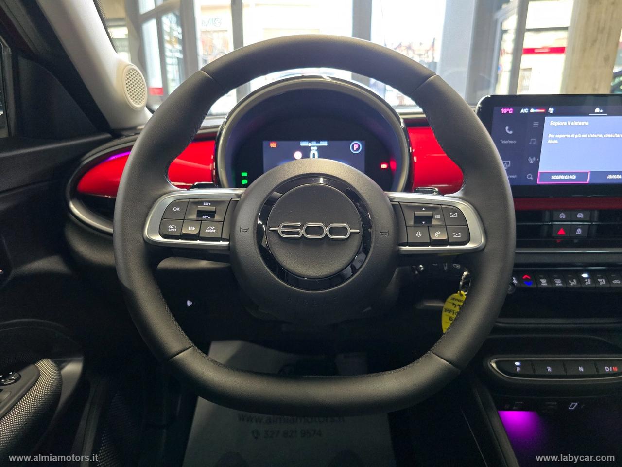 FIAT 600 Hybrid MHEV ICON