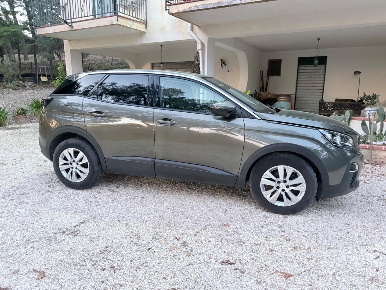 Peugeot 3008 BlueHDi 130 S&S Allure