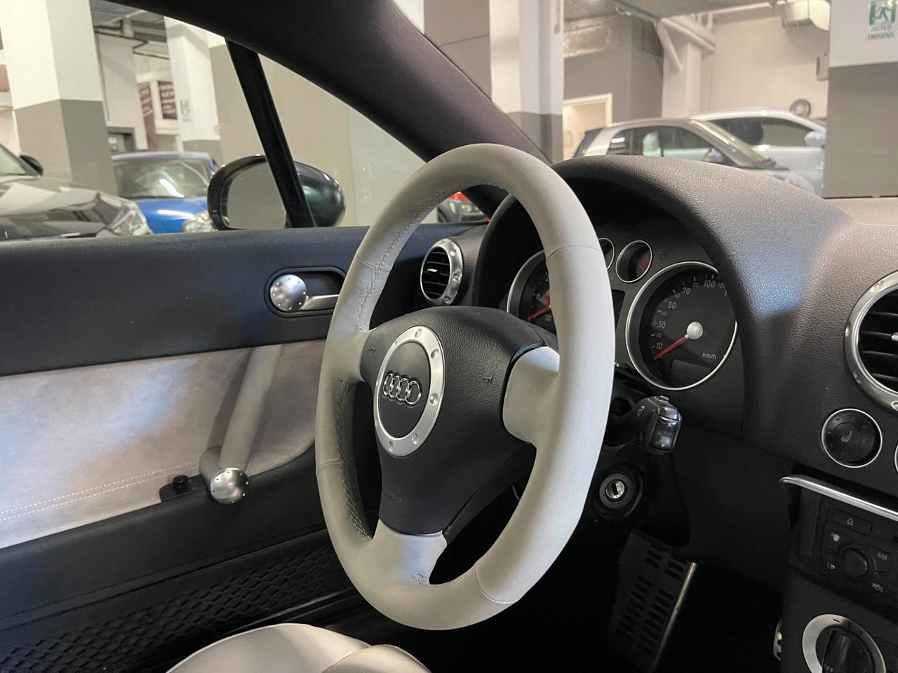 Audi TT Coupé 3.2 V6 quattro