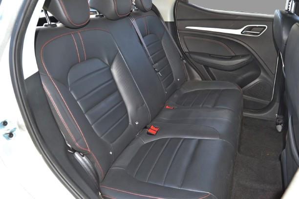 MG ZS - 1.0T 6MT LUXURY