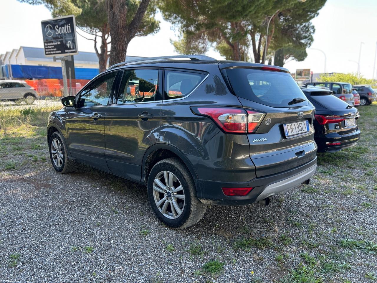 Ford Kuga 1.5 TDCI 120cv*UNIPRO*OTTIME CONDIZIONI*