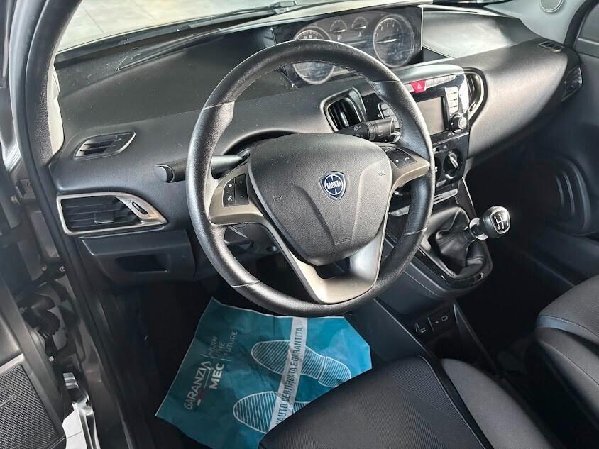 Lancia Ypsilon 1.2 69 CV 58.000KM NEOPATENTATI