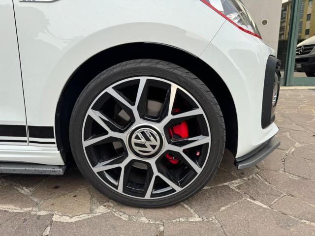 VOLKSWAGEN up! gti