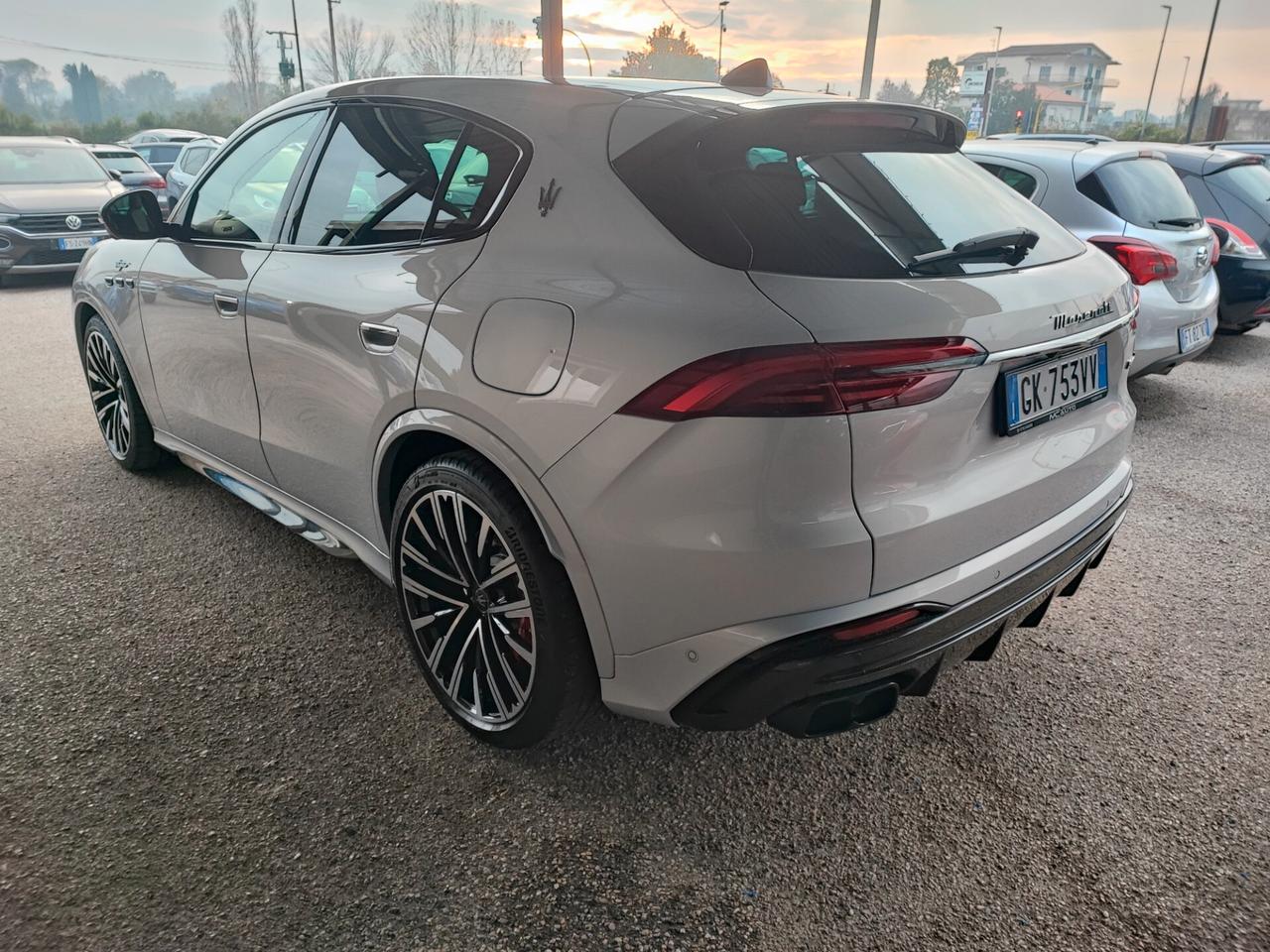 Maserati Grecale V6 AWD Trofeo FULL+++