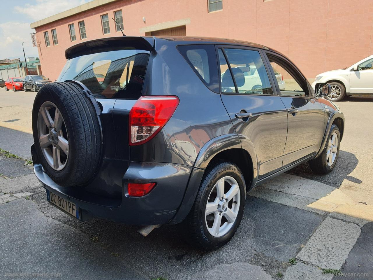TOYOTA RAV4 2.2 D-4D 177 CV