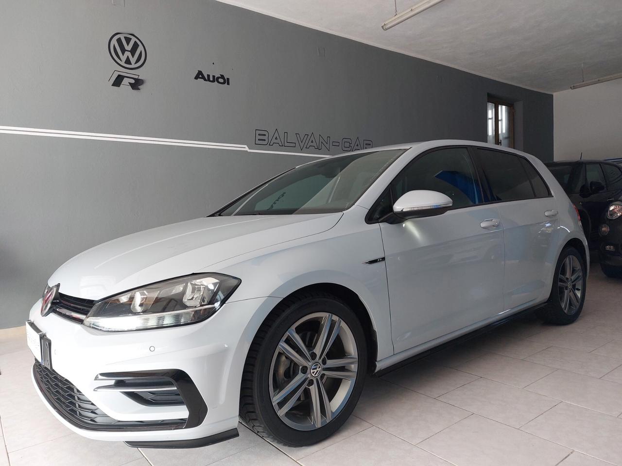 Volkswagen Golf 1.6 TDI Rline