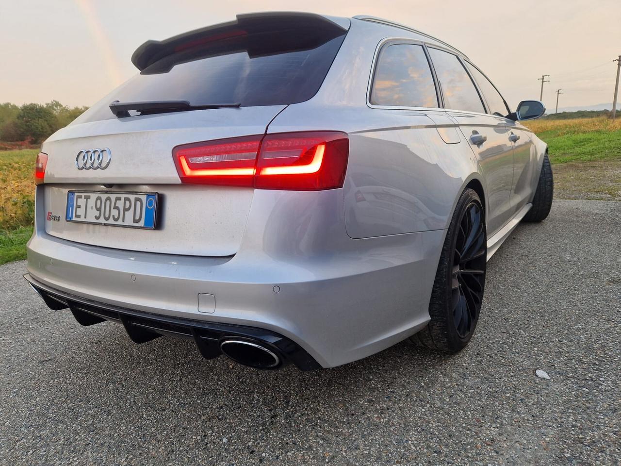 Audi A6 RS 6 Avant 4.0 TFSI quattro tiptronic