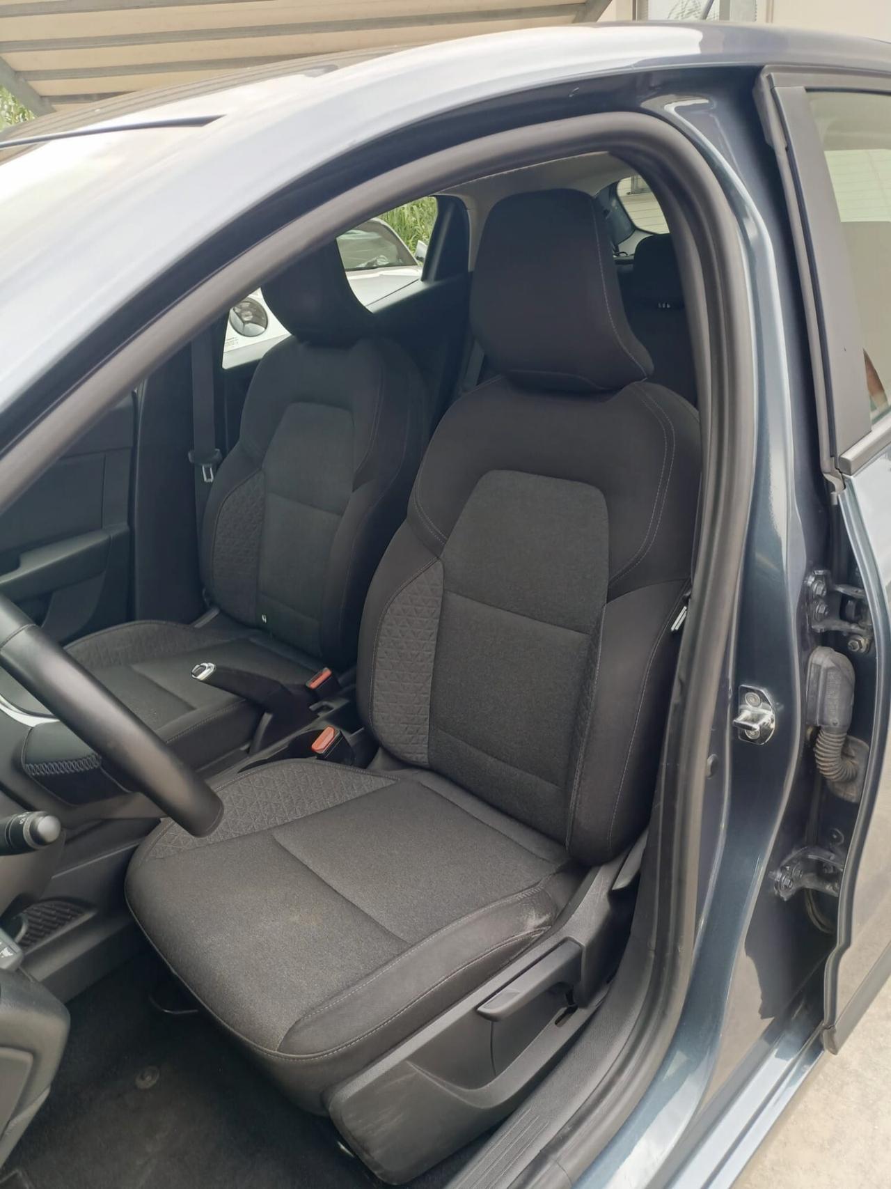 Renault Clio TCe 90 CV 5 porte Intens