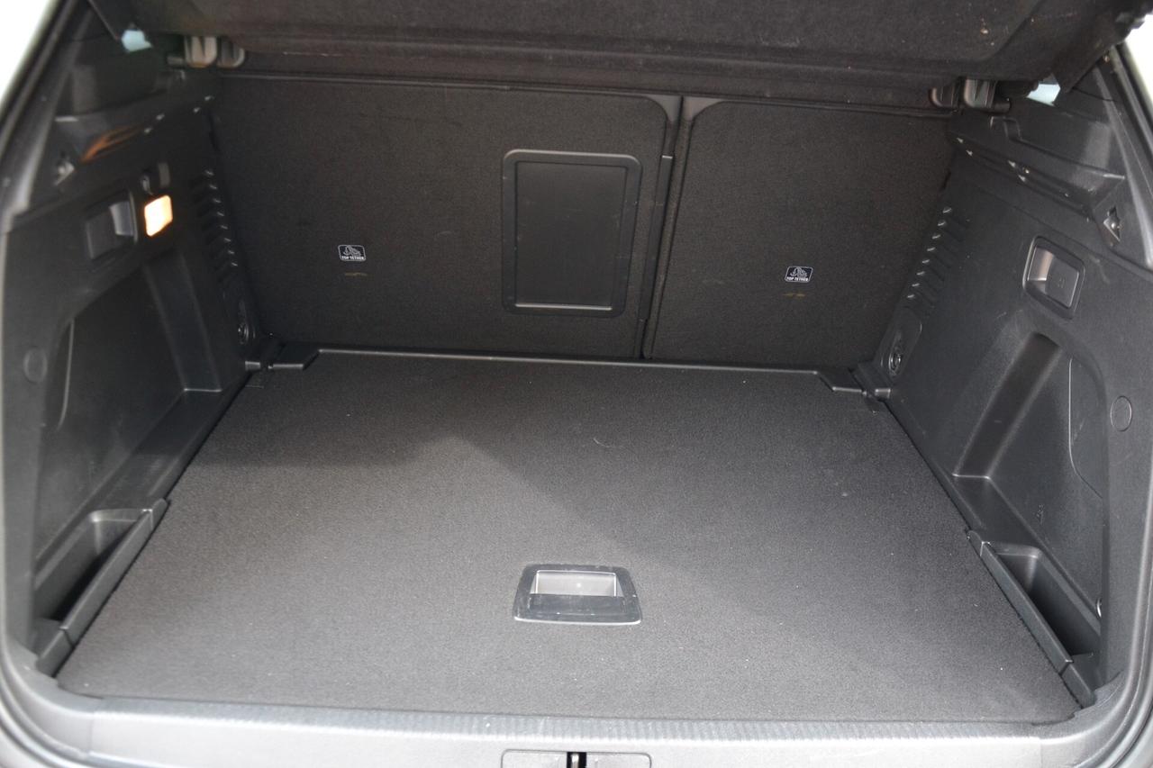 Peugeot 3008 1.5 BLUEHDI 130CV EAT8 ALLURE PREZZO REALE SENZA VINCOLI! UNIPRO' FATTURABILE GARANZIA 12 MESI