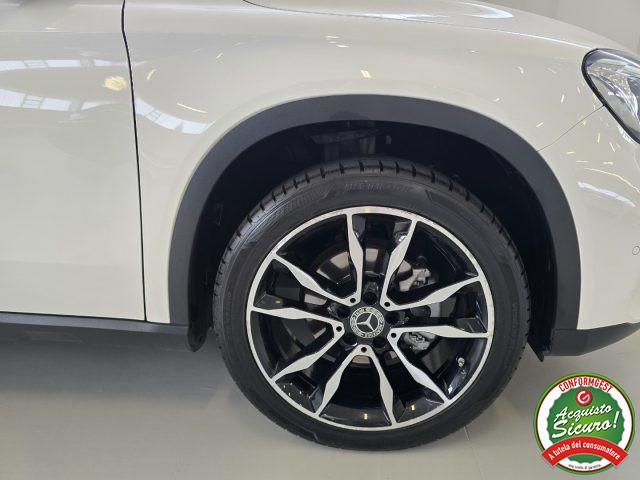 MERCEDES-BENZ GLA 200 d Automatic 4Matic Premium + Tetto