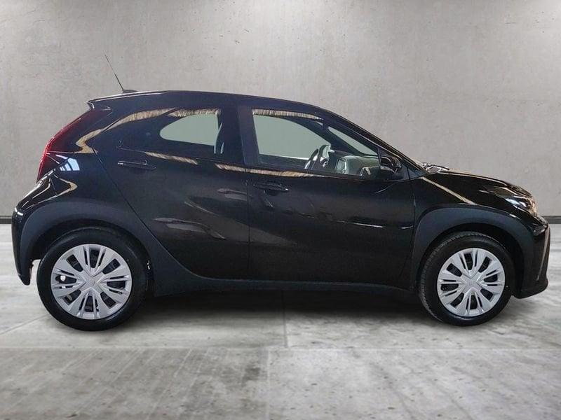 Toyota Aygo X AYGO X 1.5 TNGA HEV 115 CV E-CVT BLACK MET KM 0