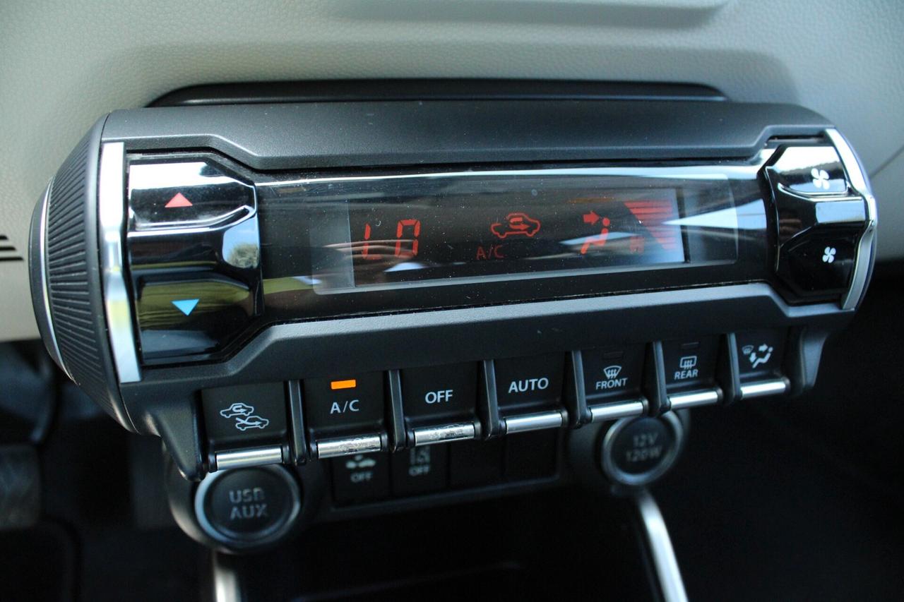 Suzuki Ignis 1.2 Hybrid Top