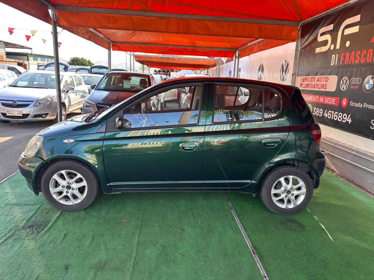 Toyota Yaris 1.0i 16V cat 5 porte Sol