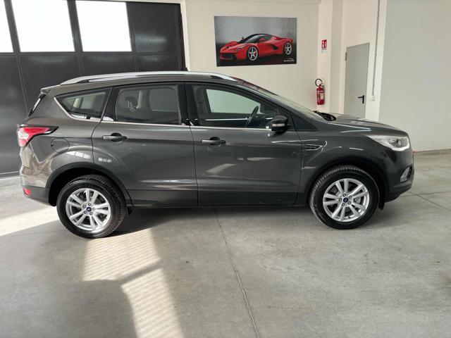 FORD Kuga 2.0 TDCI 2WD Powershift Business