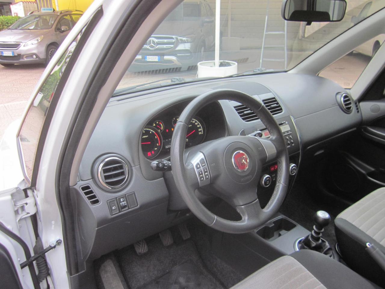 Fiat Sedici 2.0 MJT 16V DPF 4x4 Emotion UNICOPRO