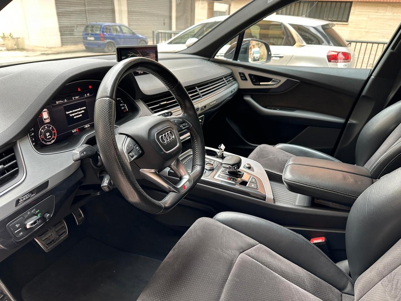 Audi Q7 3.0 272 CV quattro tiptronic S Line *FULL*