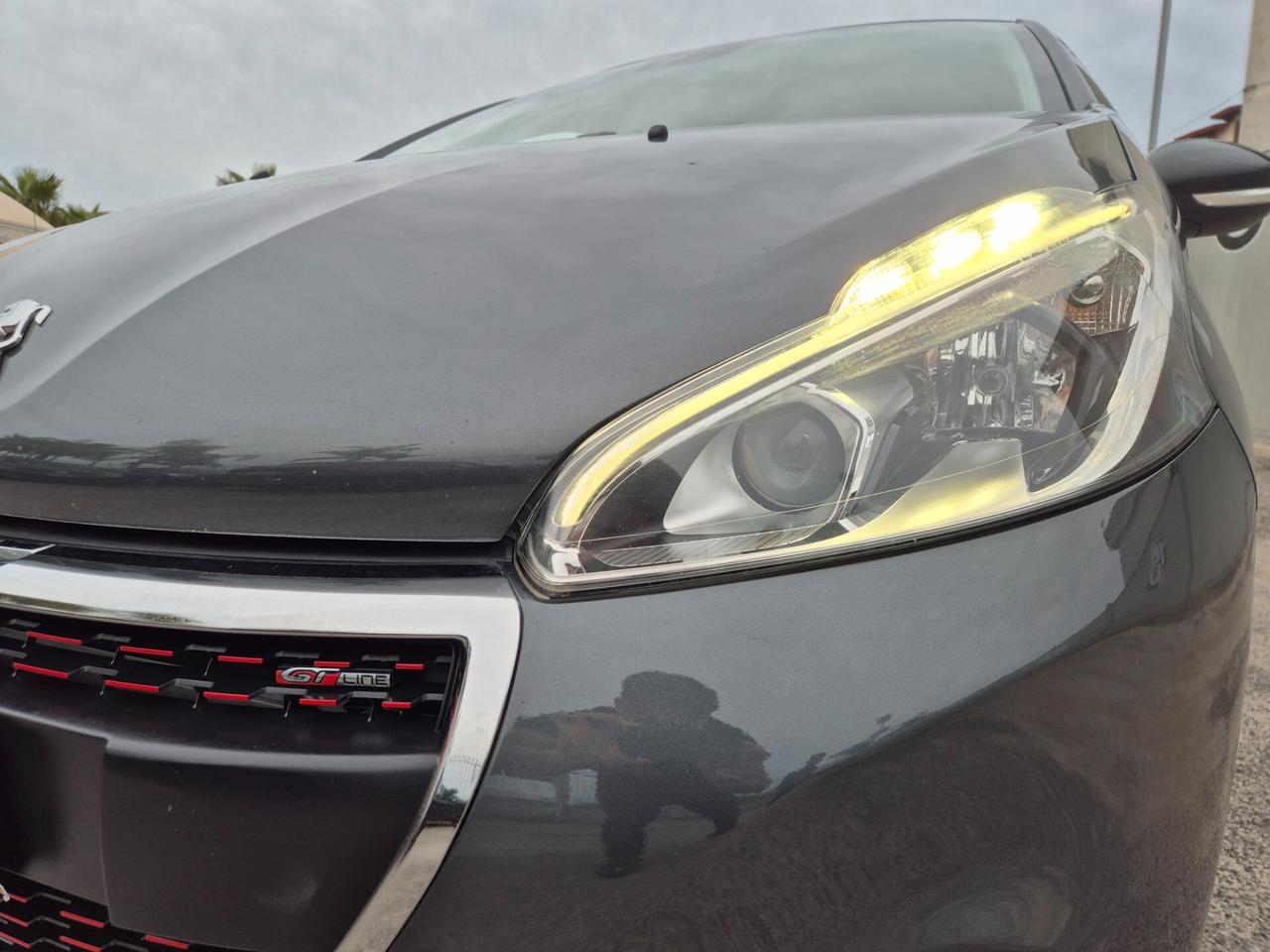 Peugeot 208 RESTAYLING 1.6 TDI 120 CV GT LINE FULL