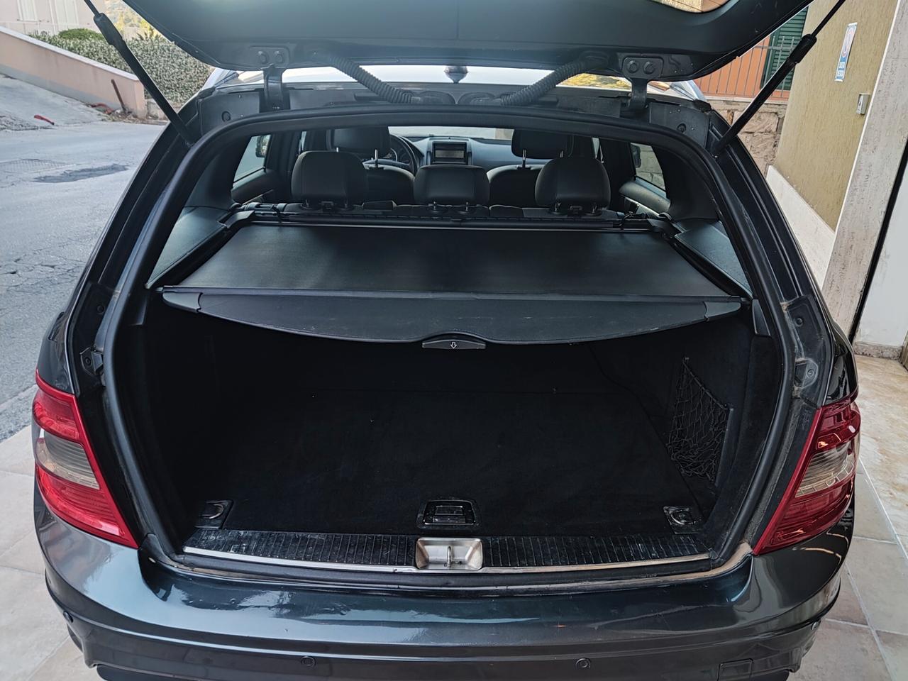 Mercedes C220 CDI sw Avantgarde AMG