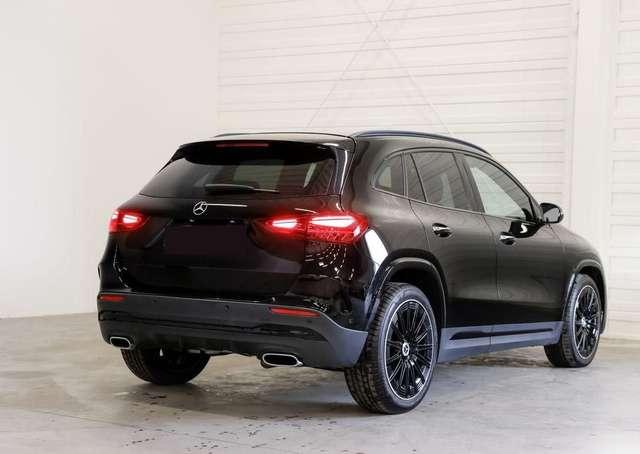 Mercedes-Benz GLA 200 NEW AMG PREMIUM SPORT MBUX KAMERA ACC WIDESCREEN