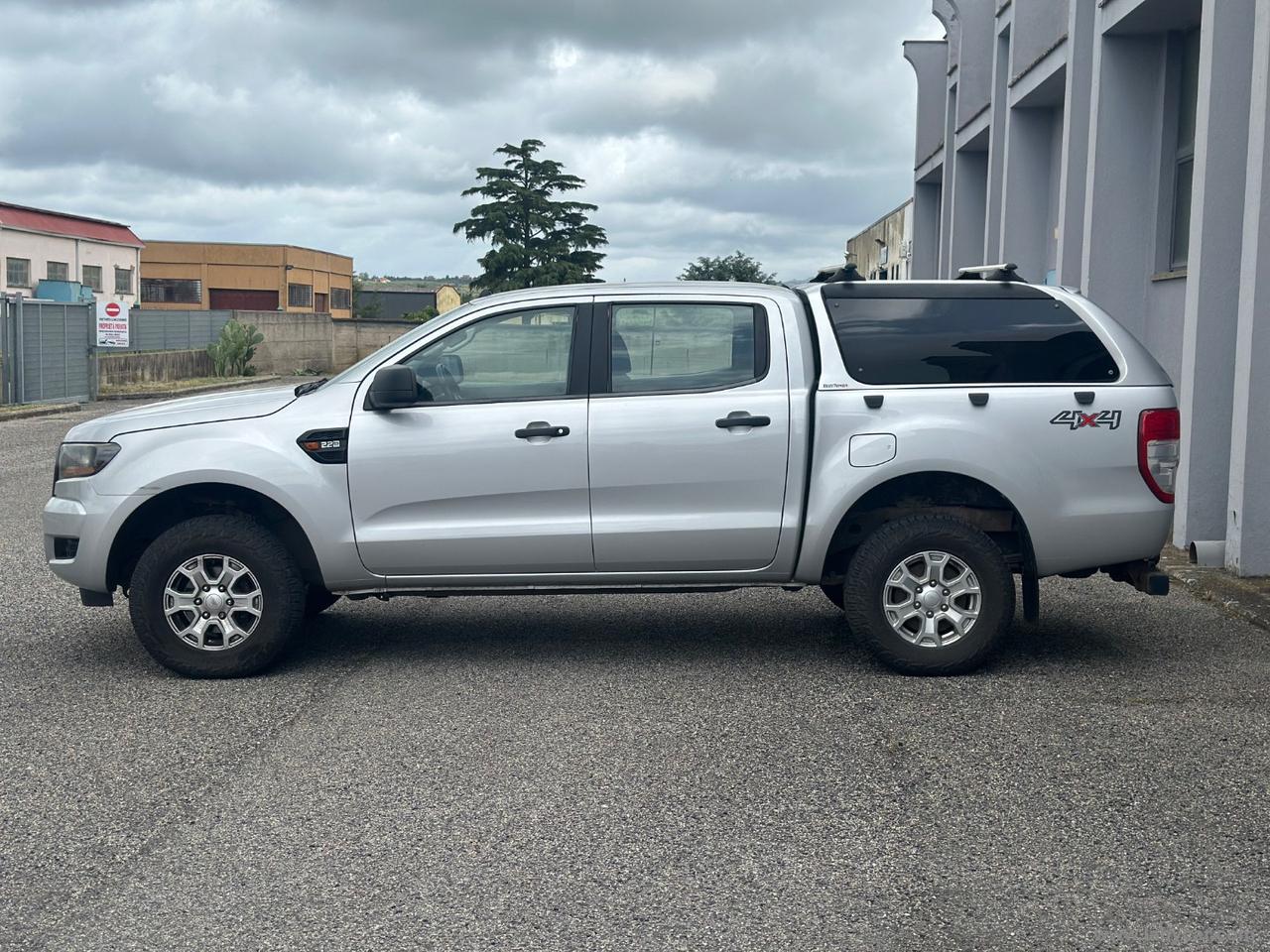 FORD Ranger 2.2 TDCi Doppia Cabina XLT 5pt.